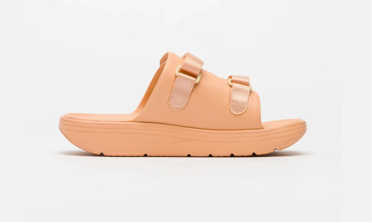 Best mens 2025 sandals gq