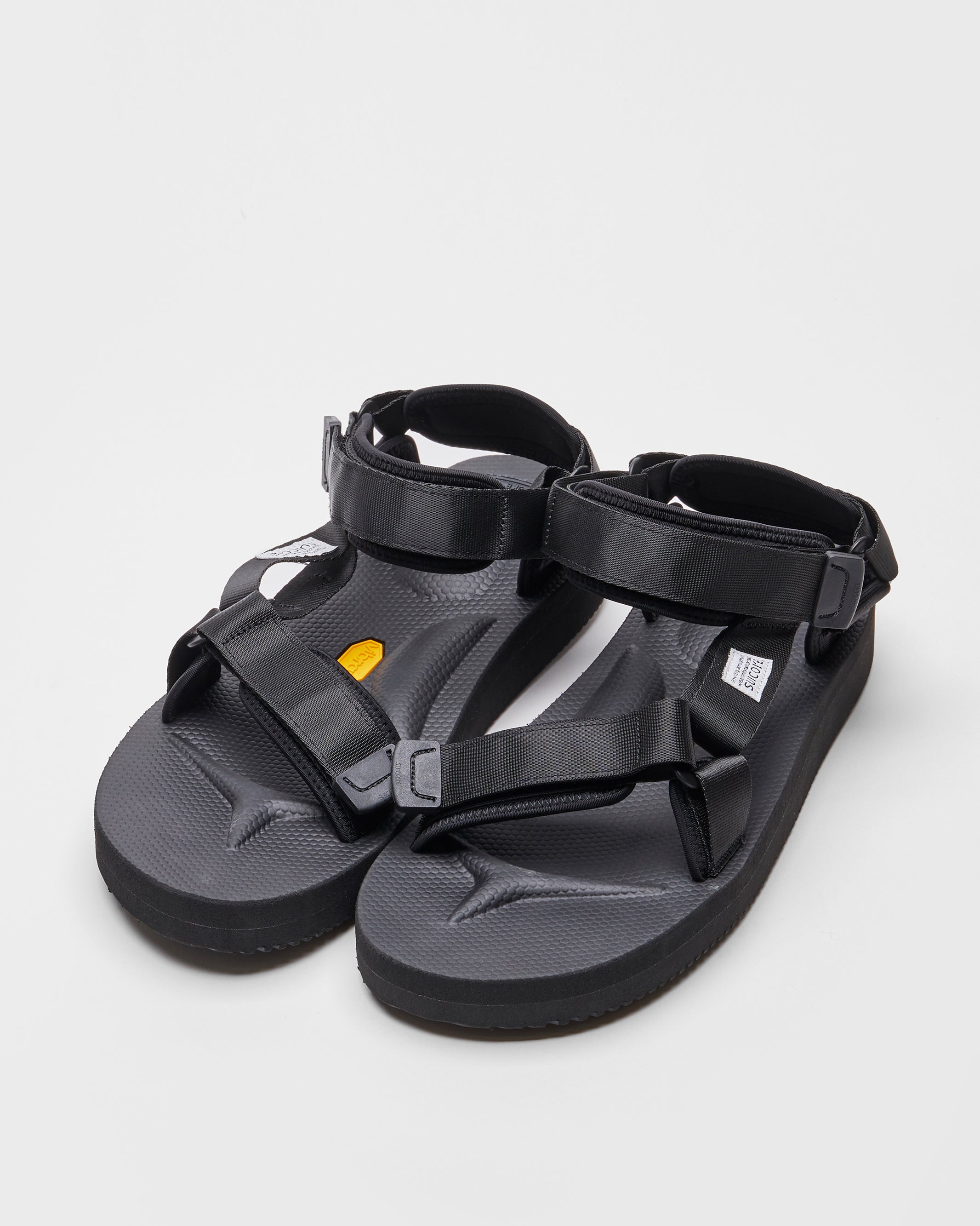 Suicoke v2 store