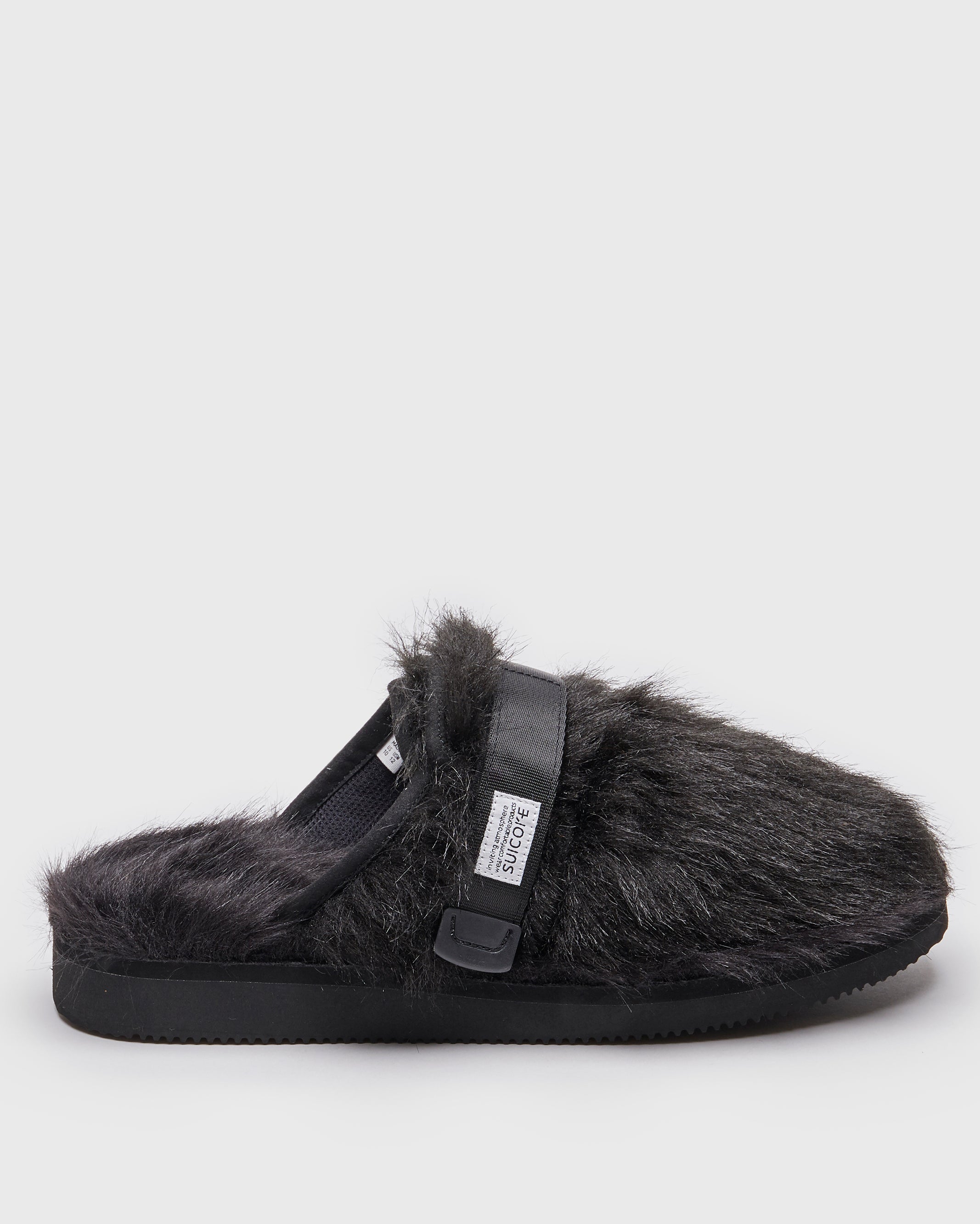 ZAVO 2EU in Black Official SUICOKE US CANADA Webstore