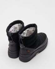 Load image into Gallery viewer, SUICOKE BOWER-Sev - Black BOOTS From Fall/Winter 2023 collection on SUICOKE Official US &amp; Canada Webstore.
