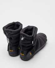 Load image into Gallery viewer, SUICOKE Furoshiki FUTON-HI Men&#39;s low top ankle boots with black upper and Arctic Grip sole. From Fall/Winter 2023 collection on SUICOKE Official US &amp; Canada Webstore. S22MFH BLACK
